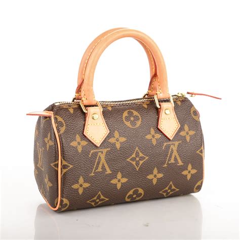 Louis Vuitton Mini Sac 